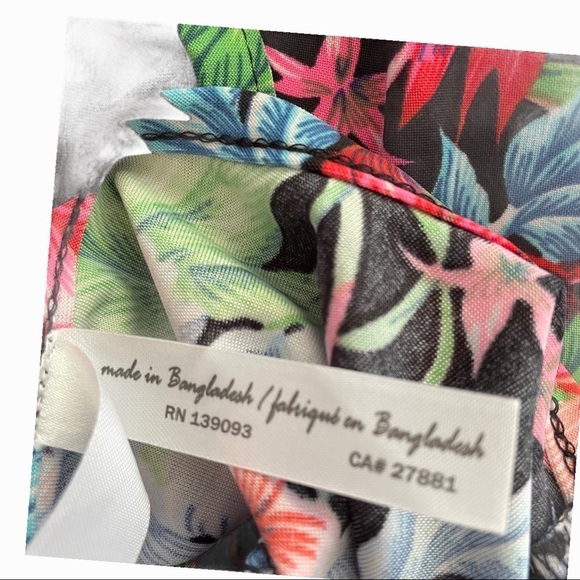 2 Dye 4 floral black sleeveless back keyhole dress - Picture 6 of 7